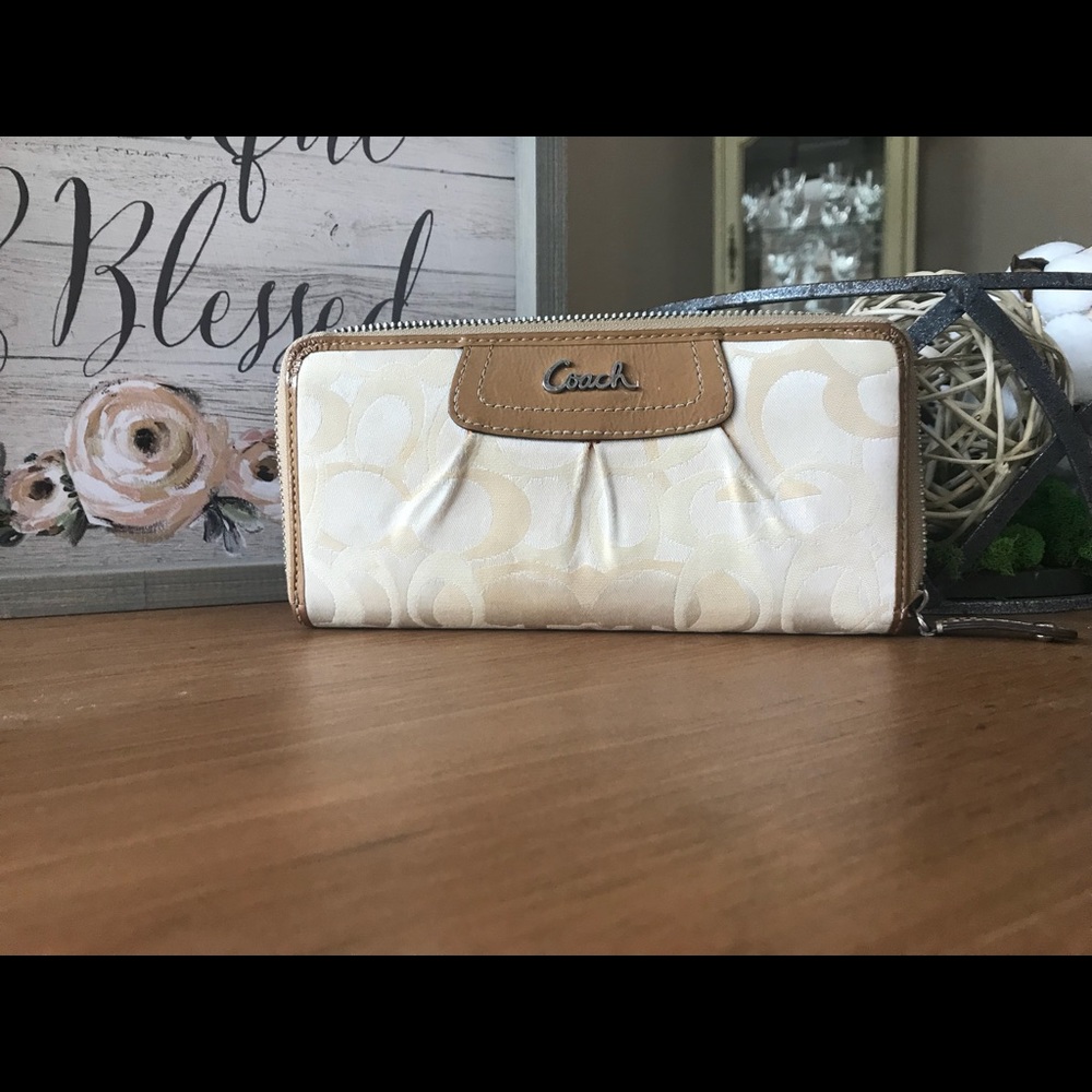 Coach wallet